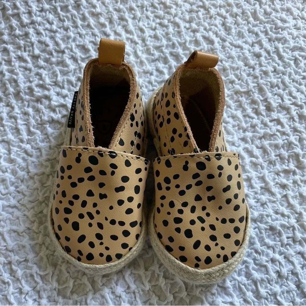 Pretty Brave Espadrilles Safari Spot Baby Shoe Size Small NWOT